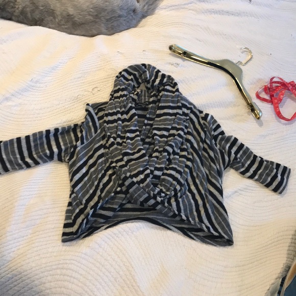 BEBE brand | Hoodie/  shawl/scarf/ sweater - Picture 12 of 16